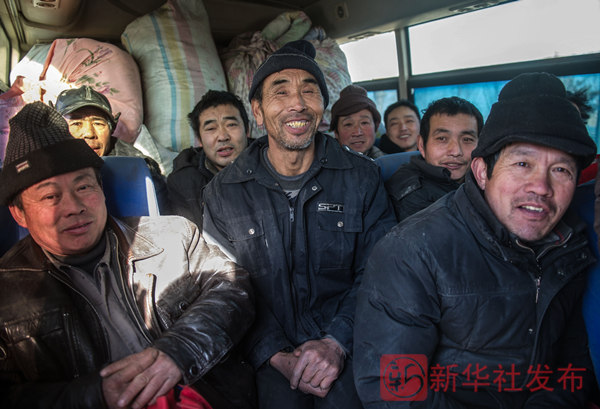 华社记者陪农民工讨薪新葡京110小时 新(图3)